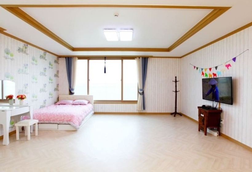 Namhae The Sun Pension
