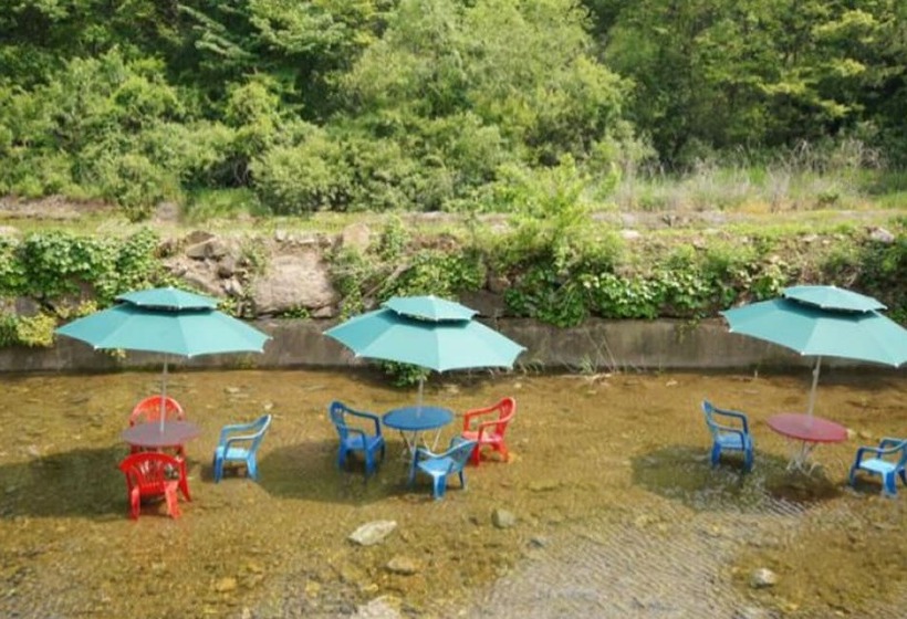 Namyangju Sansu Jeongwon Pension