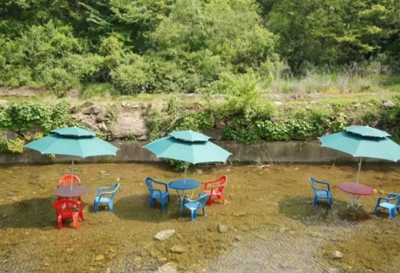 Namyangju Sansu Jeongwon Pension
