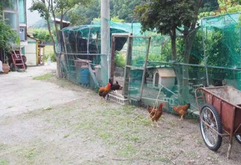 Namyangju Sansu Jeongwon Pension