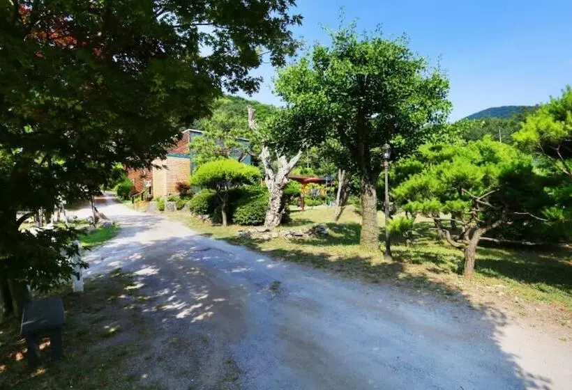 Namyangju Season Five Pension
