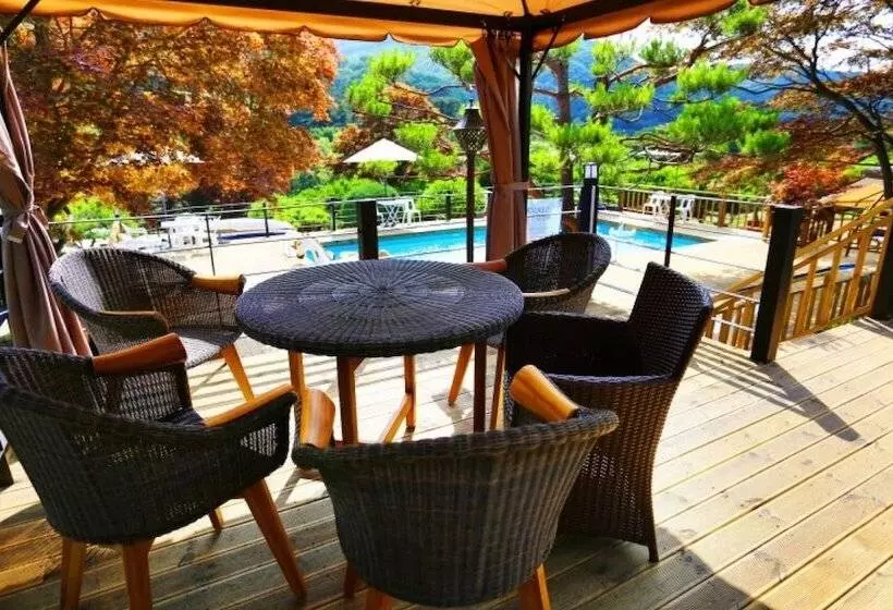 Namyangju Season Five Pension