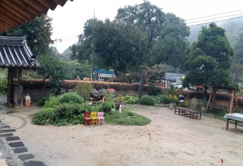 ペンション Daegu Hwajeon Old House