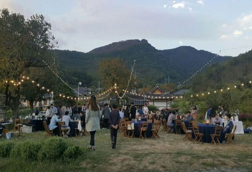 Majatalo Daegu Hwajeon Old House