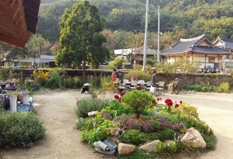 ペンション Daegu Hwajeon Old House
