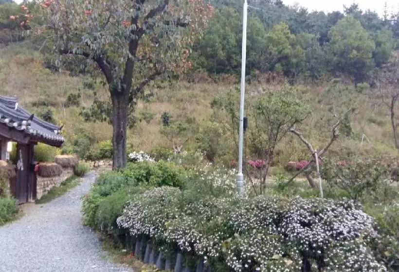 ペンション Daegu Hwajeon Old House