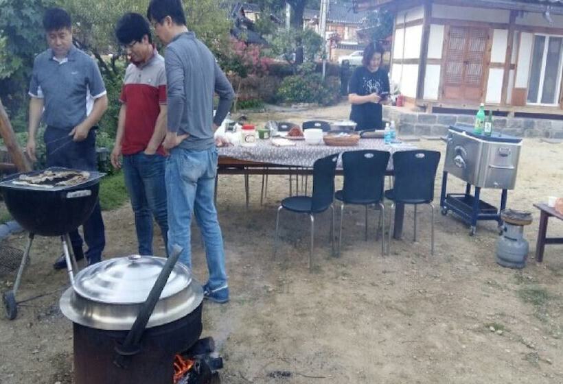 Majatalo Daegu Hwajeon Old House