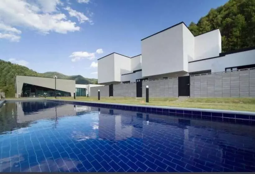 ペンション Hongcheon Uno House Pool Villa