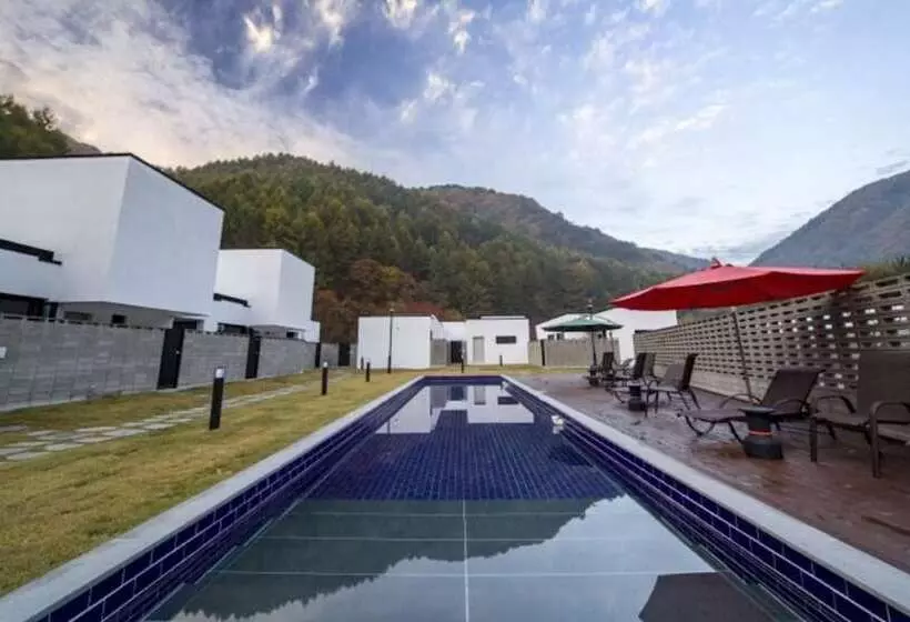 ペンション Hongcheon Uno House Pool Villa