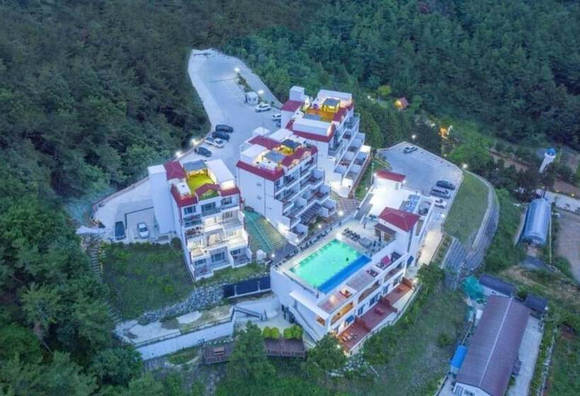 ペンション Yeosu Querencia Resort