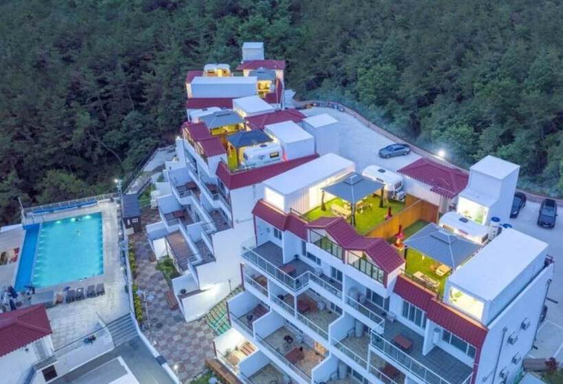 ペンション Yeosu Querencia Resort