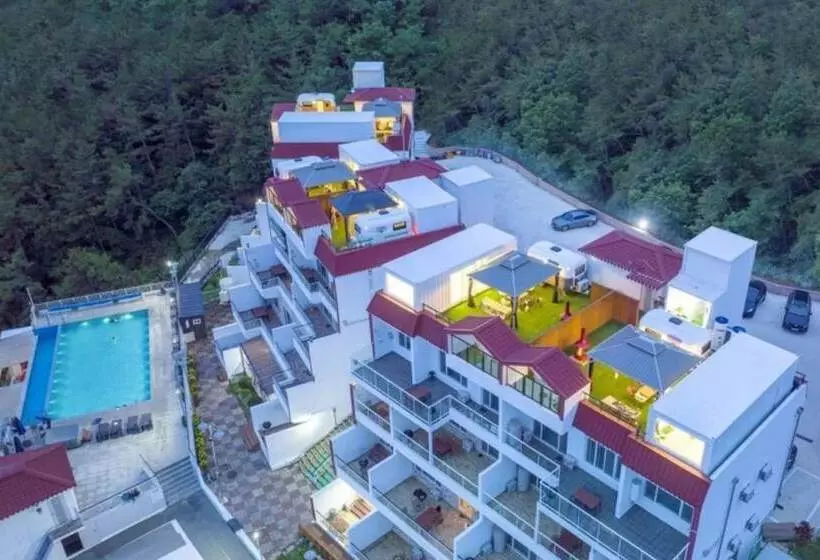 ペンション Yeosu Querencia Resort