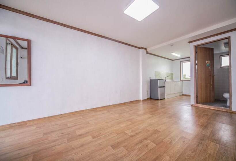 Pohang Rainbow Pension