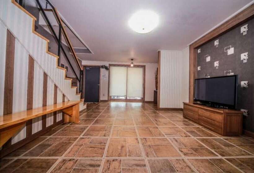 Pohang Rainbow Pension