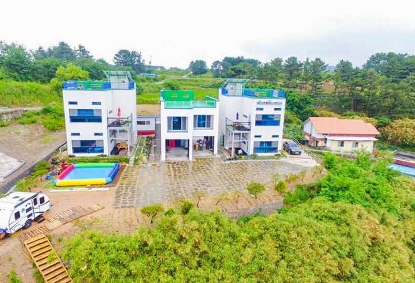 Pohang Sea And Bamboo Pension