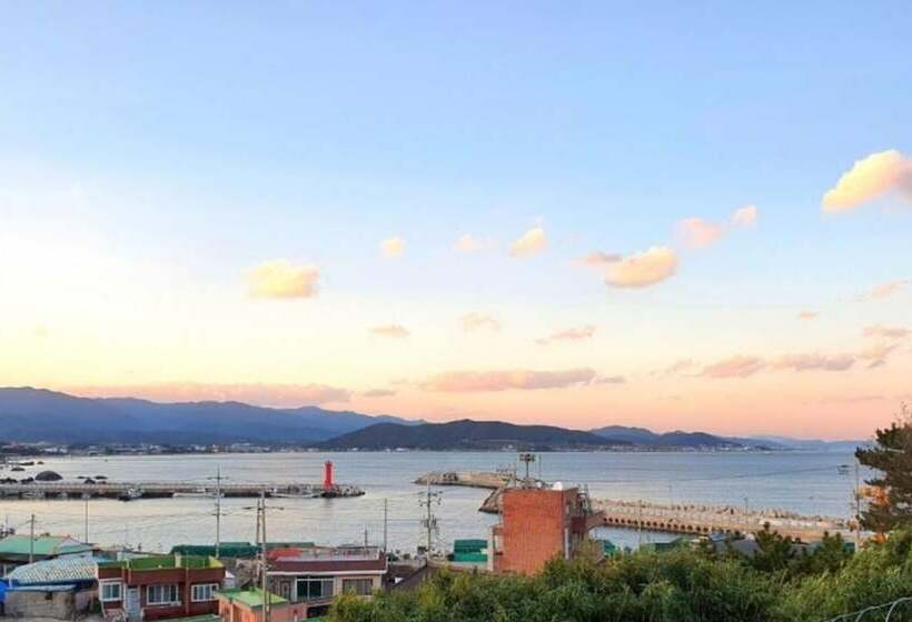 Pohang Sea And Bamboo Pension