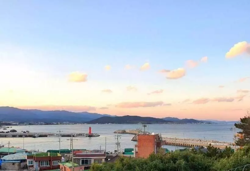 Pohang Sea And Bamboo Pension