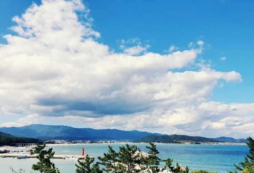 Pohang Sea And Bamboo Pension