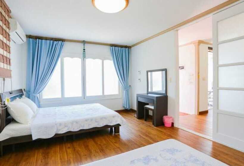 Seogwipo Bangulpungdengi Pension