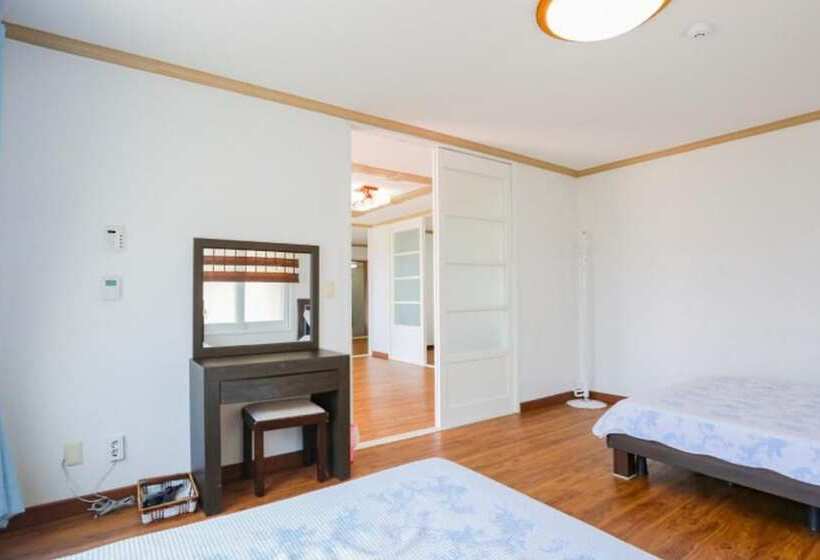 Seogwipo Bangulpungdengi Pension