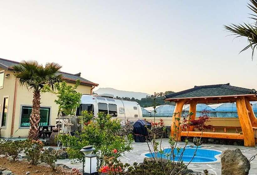 Seogwipo Haengbok Pension