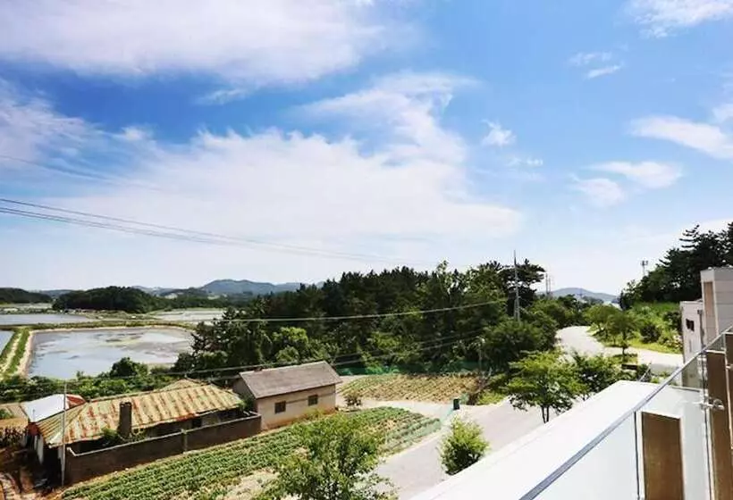 Seosan Cozy Pension