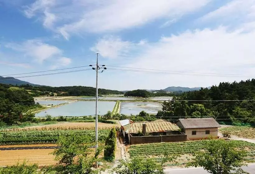 Seosan Cozy Pension