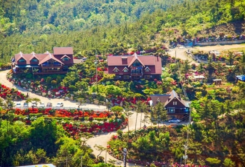 Taean Sheruvil Pension