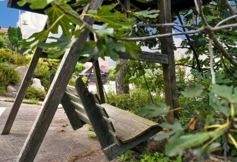 Taean Sheruvil Pension