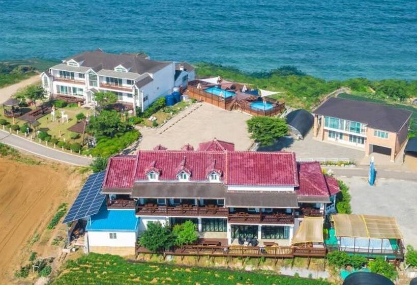 Taean Gold Hue Pension