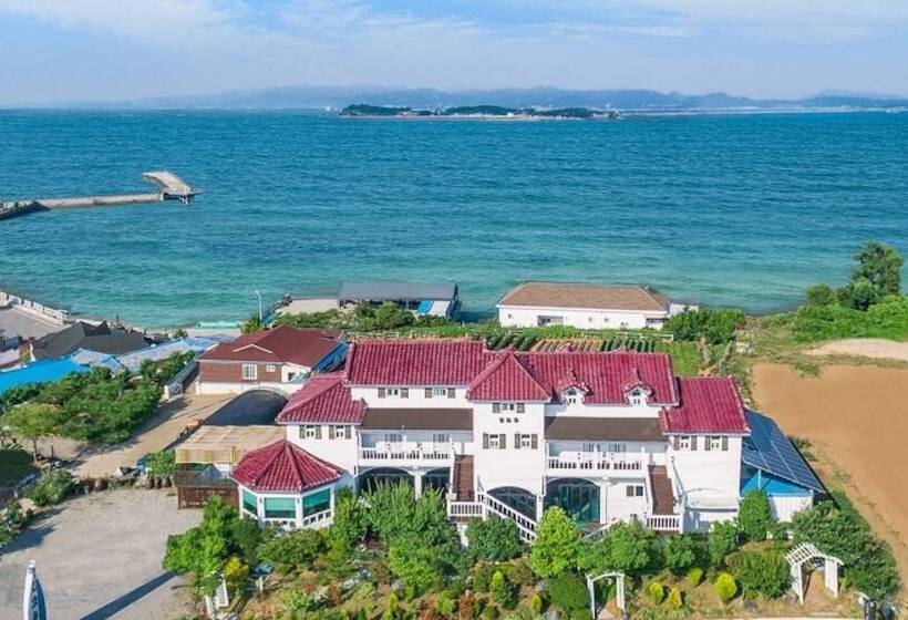 Taean Gold Hue Pension