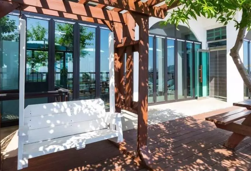 Taean Gold Hue Pension