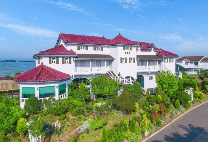 Taean Gold Hue Pension