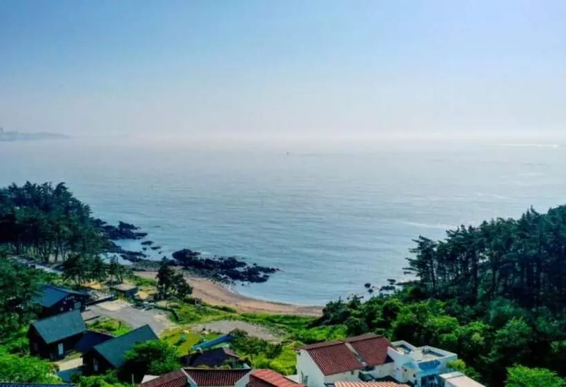 Taean Maison De Mer Pension