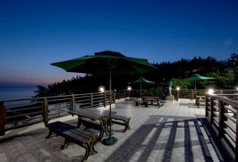 Taean Maison De Mer Pension