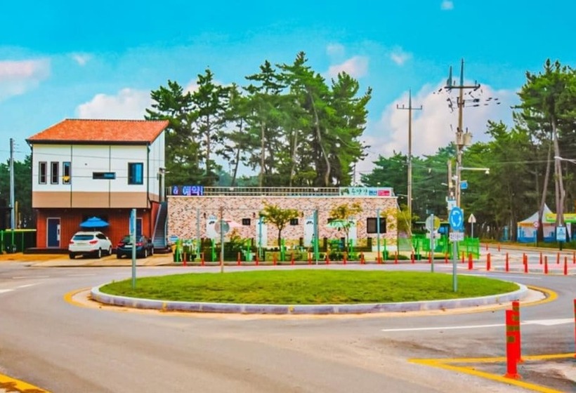 Taean Solbatgil Pension