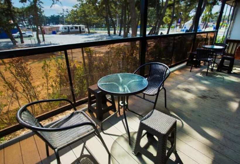 Taean Solbatgil Pension