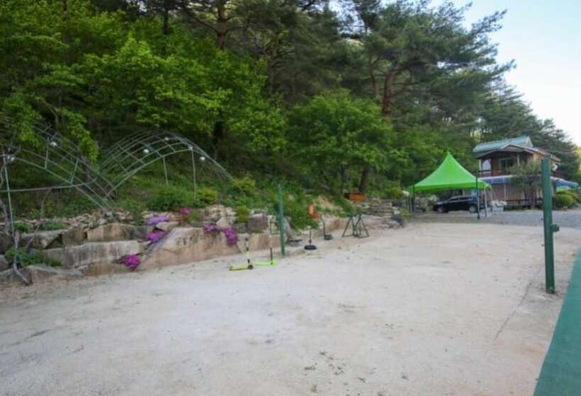 Yangpyeong Adeulbawi Pension