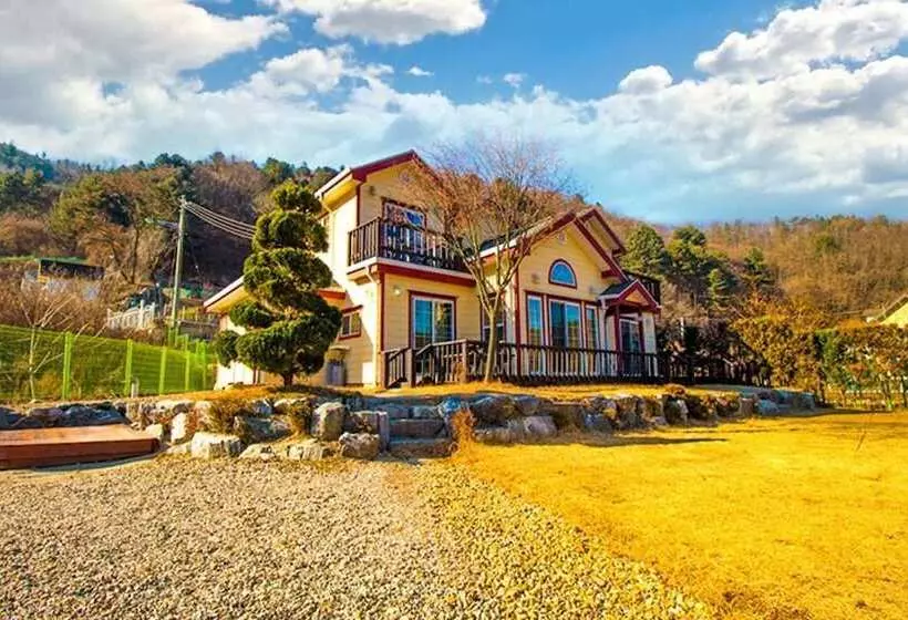 Yangpyeong Byeolbom Pension