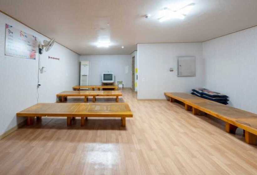 Yeoncheon Pool Kids Spa Pension