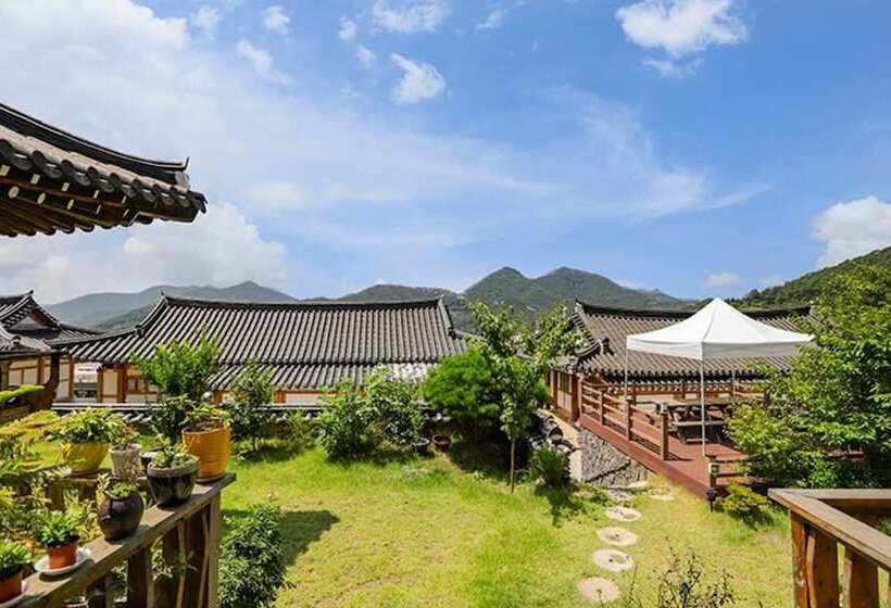 Yeonggwang Ogane Pension