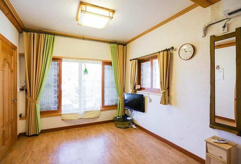 Yeonggwang Ogane Pension