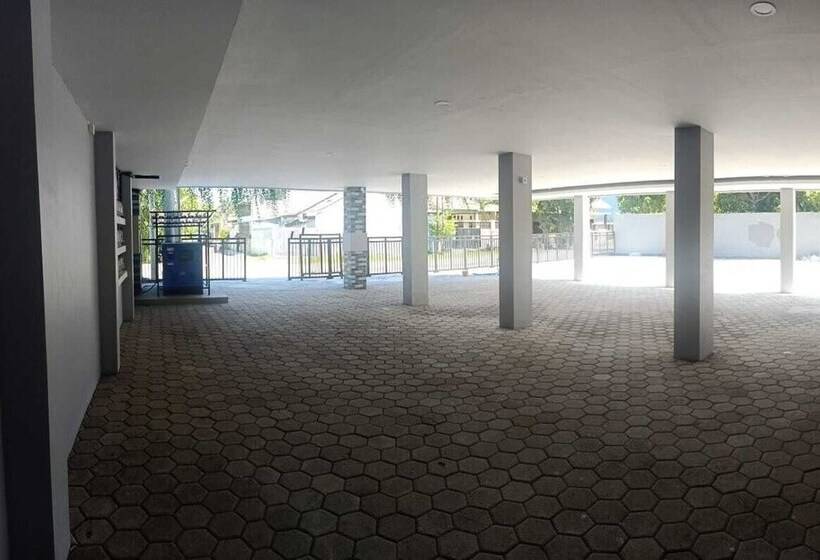 ユースホステル Djuragan Kamar Gunung Anyar