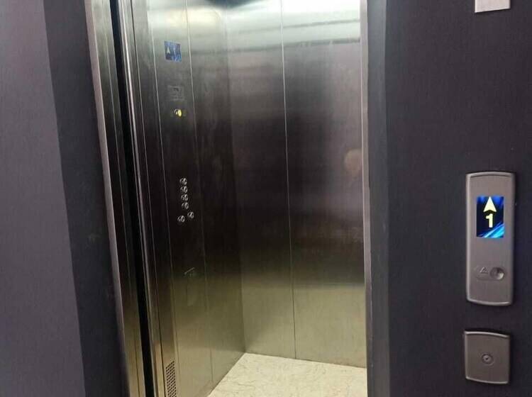 ユースホステル Djuragan Kamar Gunung Anyar