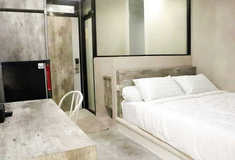 ユースホステル Djuragan Kamar Gunung Anyar