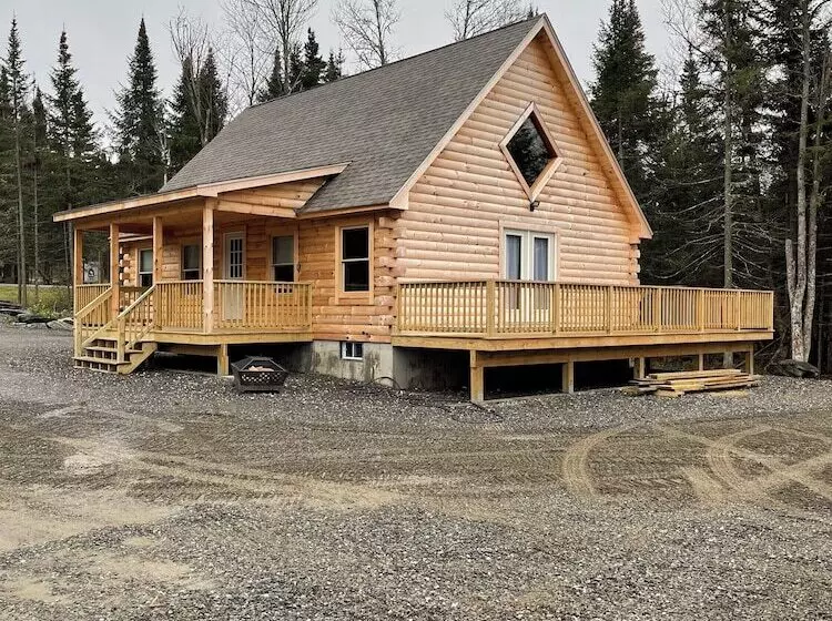 Back Lake Lodges Lazy Bear Cabin