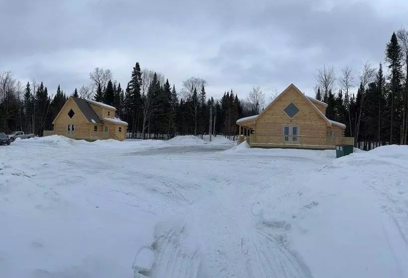 Back Lake Lodges Lazy Bear Cabin
