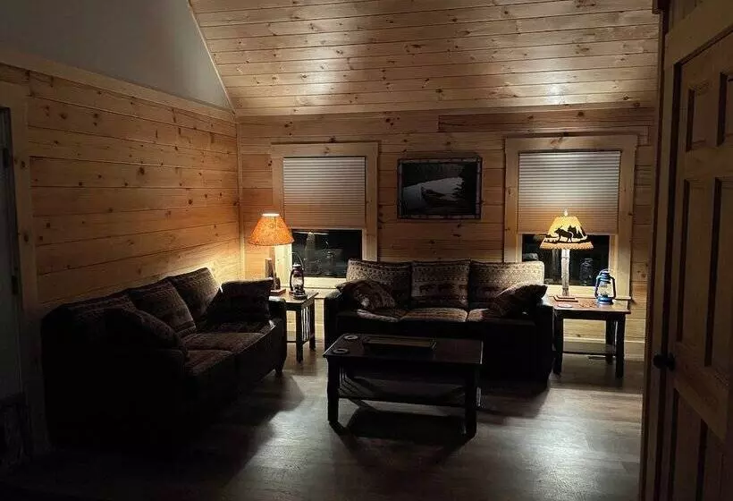 Back Lake Lodges Lazy Bear Cabin