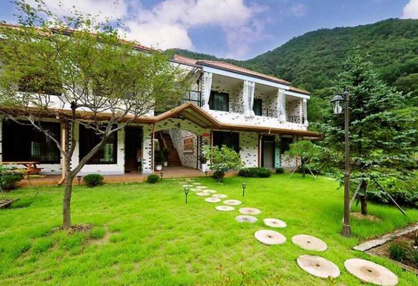 Gapyeong Dream Valley Pension