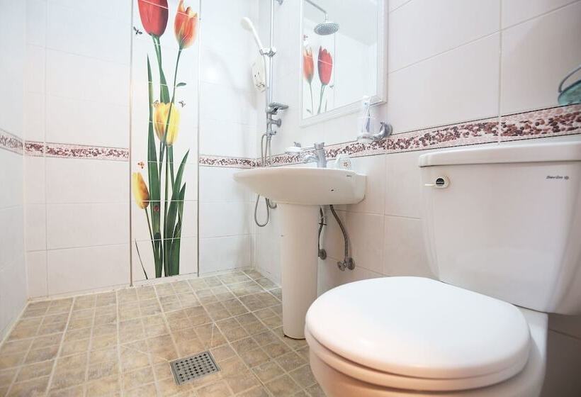 Geumsan Wolyeongsan Motel